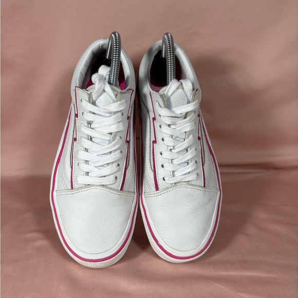 Vans Old Skool Bolt Leather Pop Pink Glow Low Top Unisex Shoes W's 7.5/ M's 6 - Picture 4 of 11